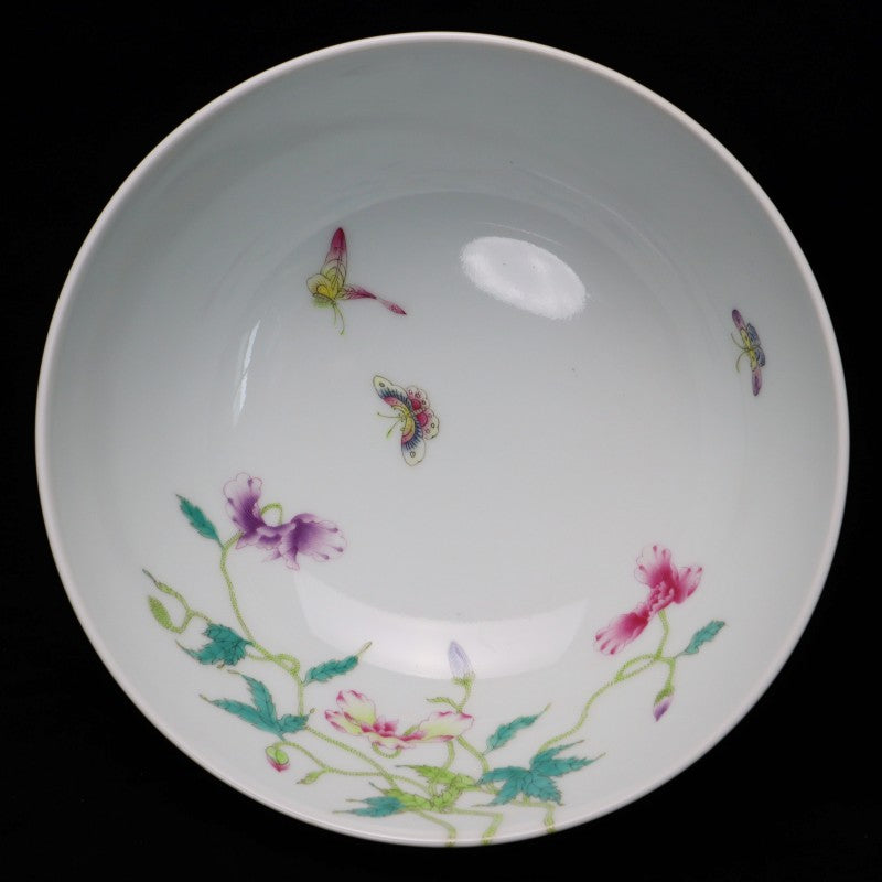 Qing Dynasty Yongzheng Famille-Rose Bowl with Floral and Beauty Motif  | 大清雍正 – 粉彩花卉美人圖紋碗・私藏