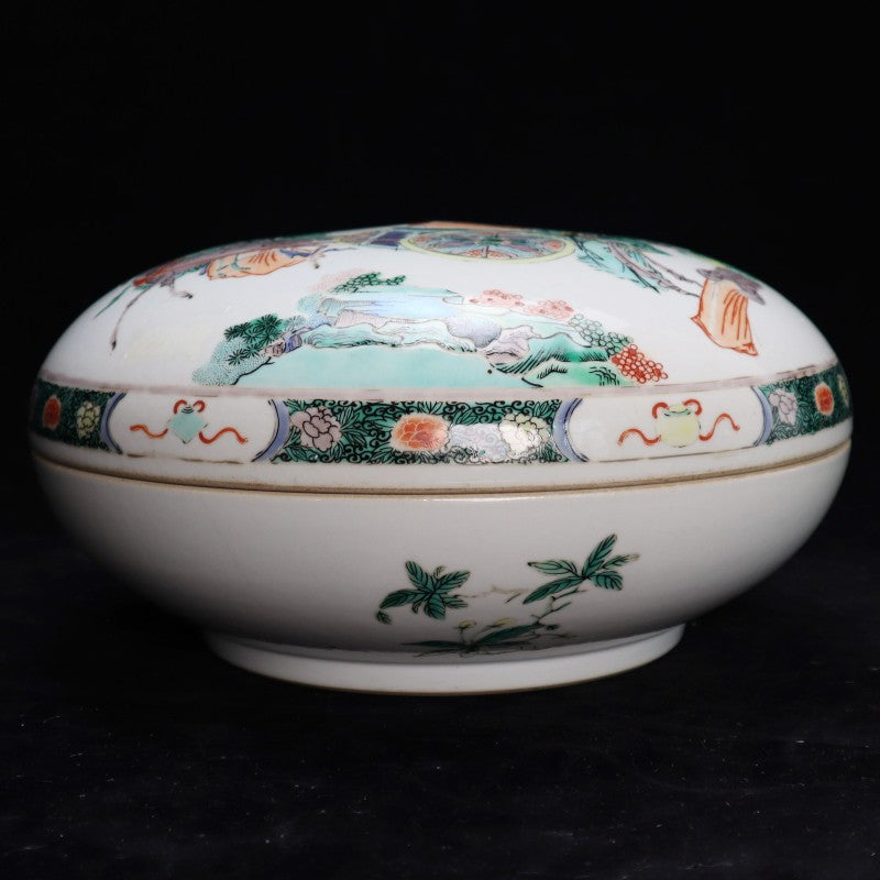 Qing Dynasty Kangxi Wucai Covered Box with Magu Offering Longevity Scene|清康熙五彩麻姑獻壽人物紋纹果盒・珍藏