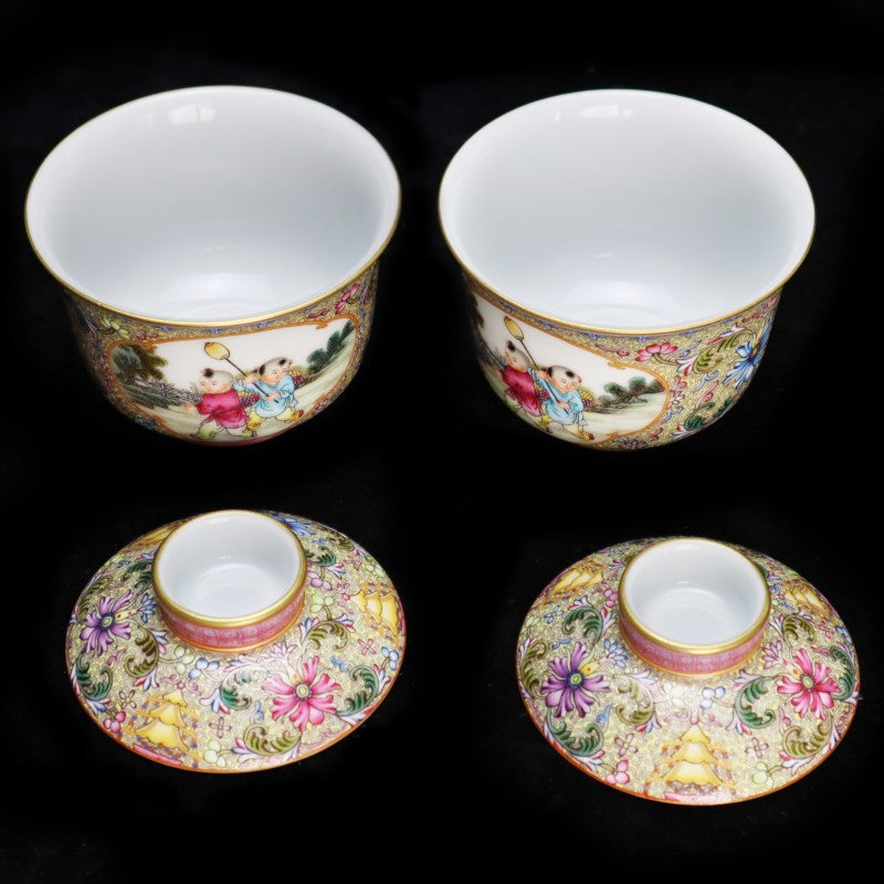 Imperial Qianlong Guyuexuan Enamelled Covered Bowl with Boys at Play Motif|清乾隆御製古月軒童子紋蓋碗・珍藏