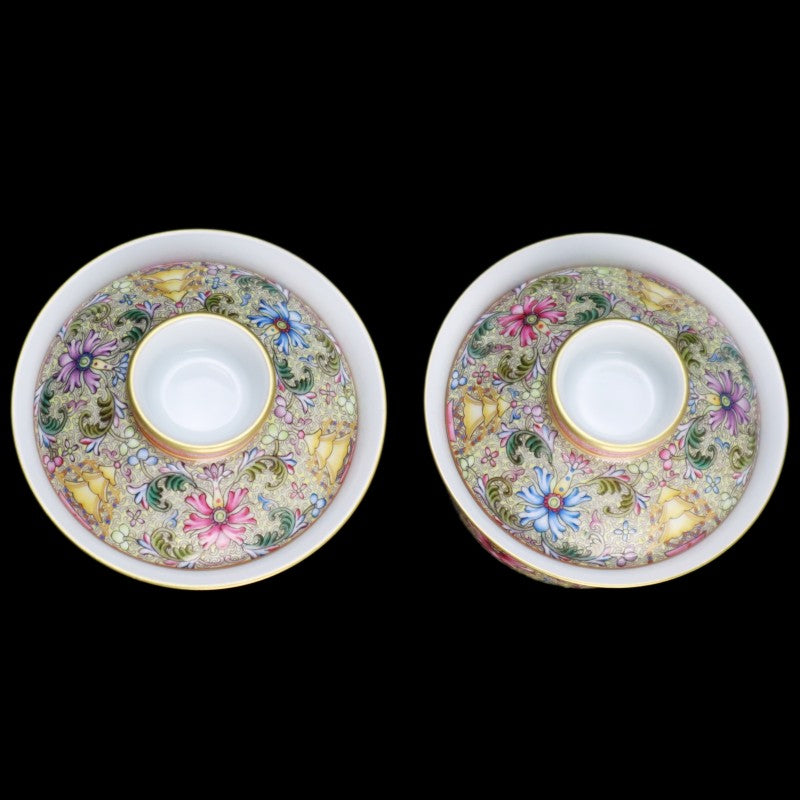 Imperial Qianlong Guyuexuan Enamelled Covered Bowl with Boys at Play Motif|清乾隆御製古月軒童子紋蓋碗・珍藏