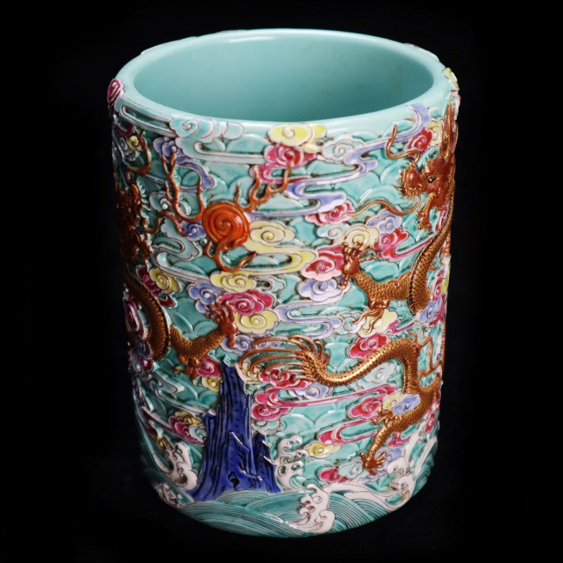 Qianlong Falangcai Carved and Gilt-Decorated Brush Pot with "Two Dragons Chasing Pearl" Design | 清乾隆珐琅彩雕刻二龍戲珠紋描金筆筒・珍藏
