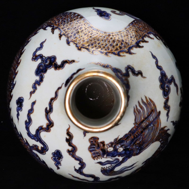 Ming Xuande Blue and White Gilt Globular Vase with Cloud and Dragon Motif  | 明宣德青花描金天球瓶 – 雲龍紋飾・私藏