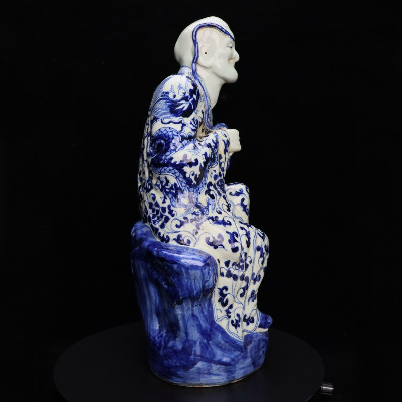 Ming Xuande Blue and Porcelain – Long-browed Arhat Figurine | 大明宣德青花瓷 – 長眉羅漢擺件・私藏