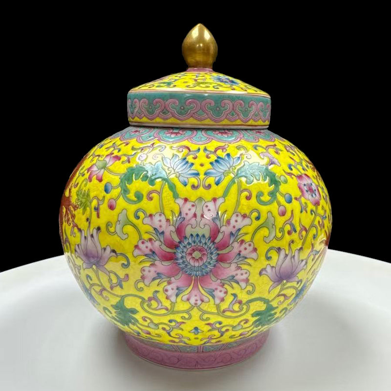 Imperial Qianlong Yellow-Ground Famille-Rose Jar with Enamelled Dragon Design|清乾隆御製黃地琺瑯彩龍紋圓罐・珍藏