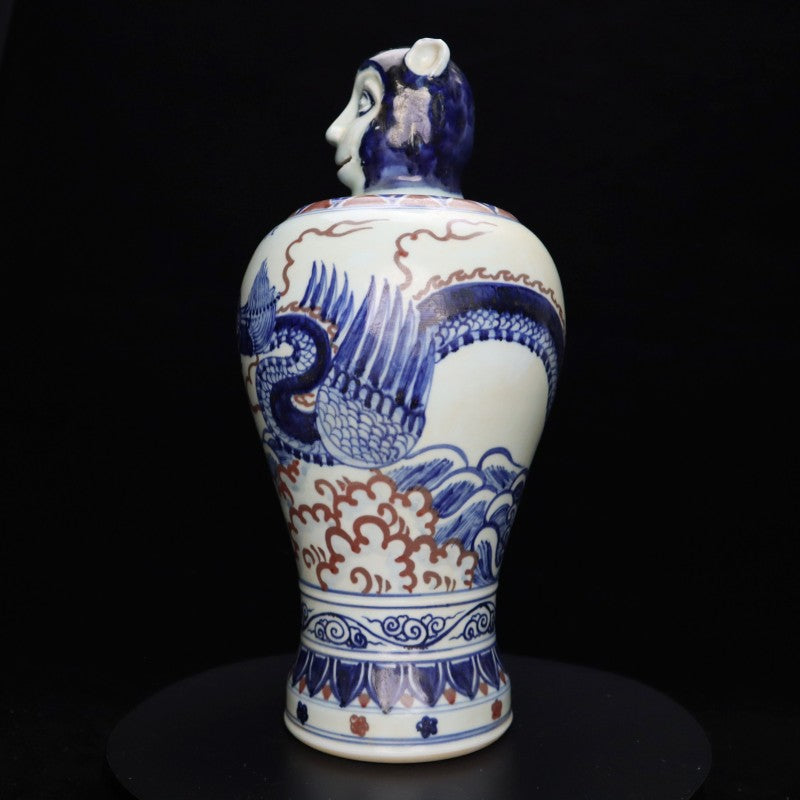 Ming Xuande Blue and Red Glaze Porcelain – Zodiac Monkey Figurine | 大明宣德青花釉里紅瓷 – 生肖猴擺件・私藏