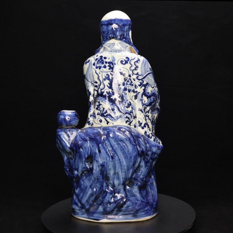 Ming Xuande Blue and Porcelain – Seated Deer Arhat Figurine | 大明宣德青花瓷 – 坐鹿羅漢擺件・私藏