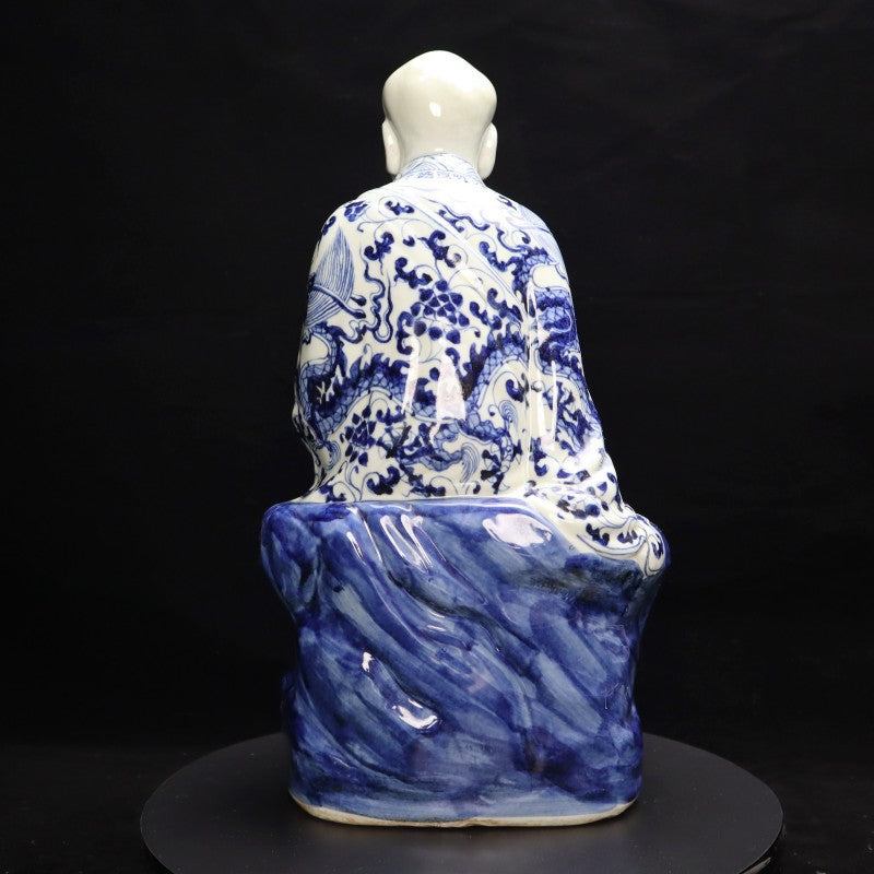 Ming Xuande Blue and Porcelain – Elephant-riding Arhat Figurine | 大明宣德青花瓷 – 騎象羅漢擺件・私藏