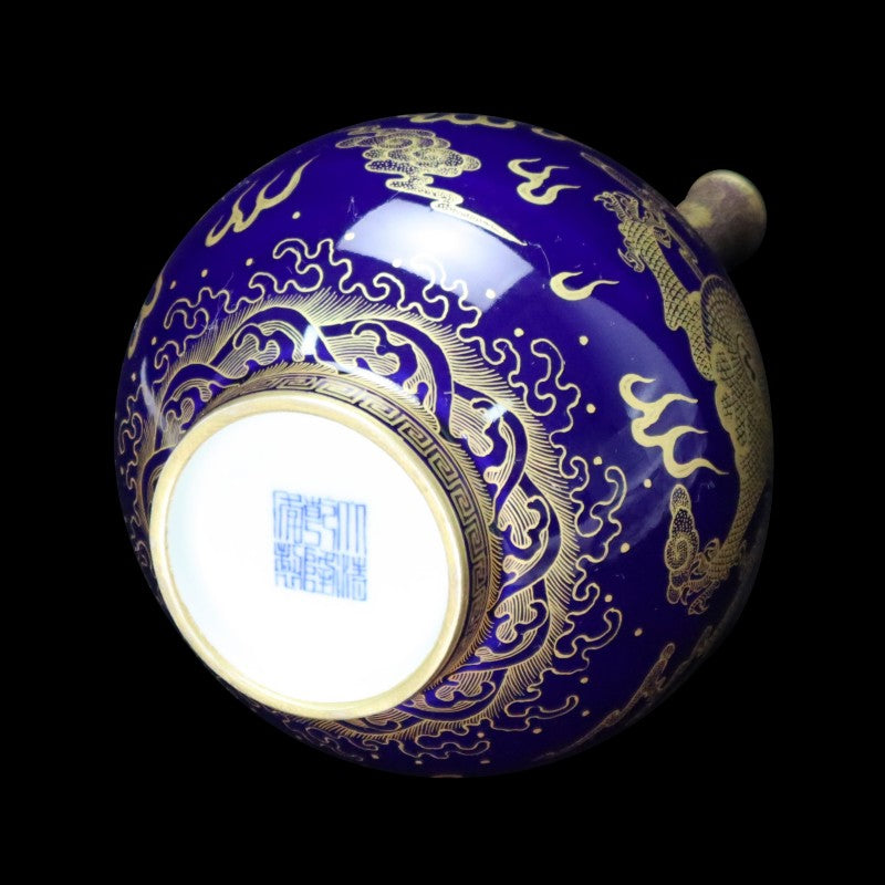 Imperial Qing Qianlong Blue-Glazed Vase with Gilded Dragon Motif|清乾隆御製藍釉描金龍紋瓶・珍藏