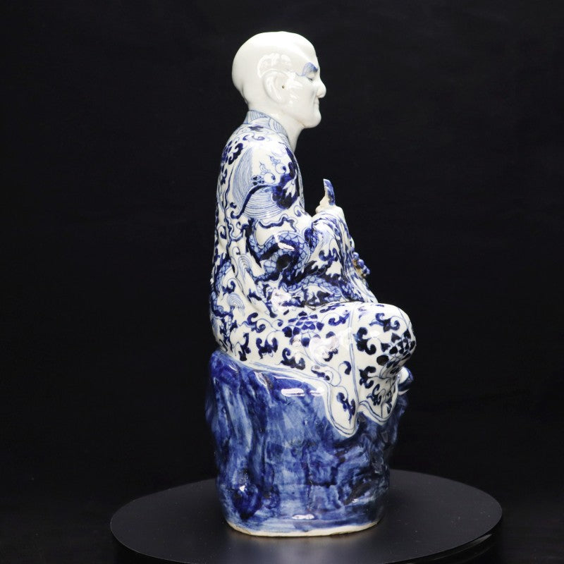 Ming Xuande Blue and Porcelain – River-crossing Arhat Figurine | 大明宣德青花瓷 – 過江羅漢擺件・私藏
