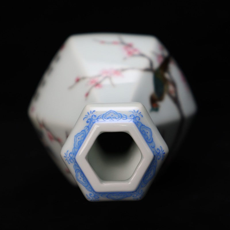 Imitation of Qing Yongzheng Famille-Rose Garlic-Mouth Vase with Floral and Bird Motif | 仿大清雍正 – 粉彩蒜頭瓶