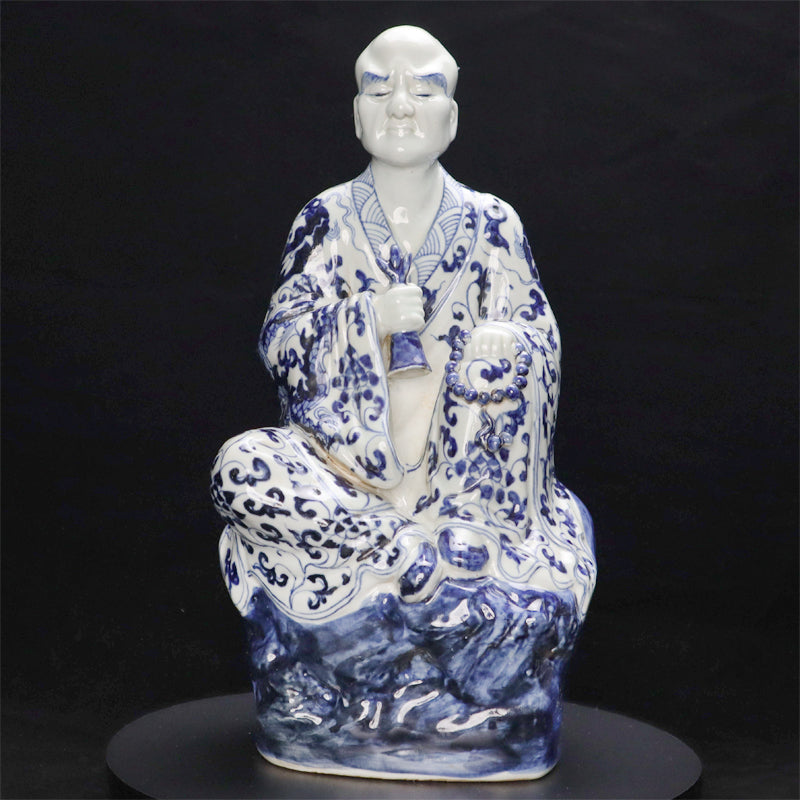 Ming Xuande Blue and Porcelain – River-crossing Arhat Figurine | 大明宣德青花瓷 – 過江羅漢擺件・私藏