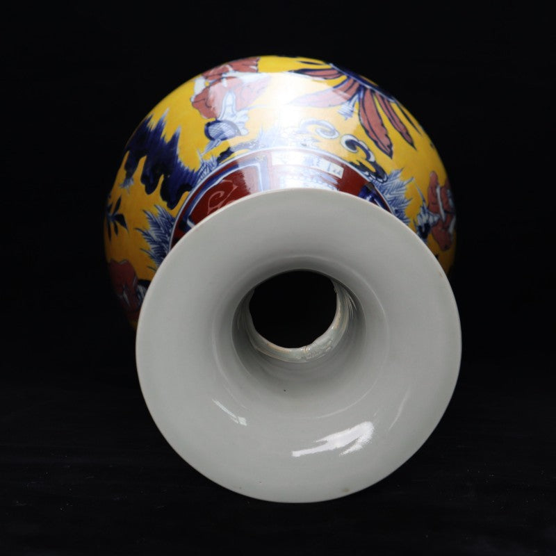 Yuan Dynasty Yellow-Glazed and Wucai Vase with Narrative Figures and "Yuhuchun" Design | 元代黃釉五彩人物故事玉壺春賞瓶・珍藏