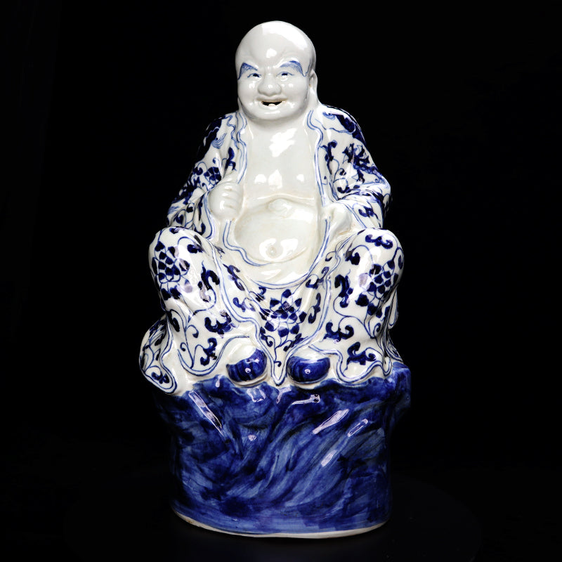 Ming Xuande Blue and Porcelain – Happy Arhat Figurine | 大明宣德青花瓷 – 開心羅漢擺件・私藏