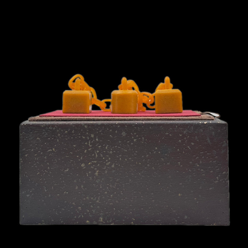 Qing Qianlong Tianhuang Triple-Linked Seals|清乾隆田黃三聯壐・珍藏