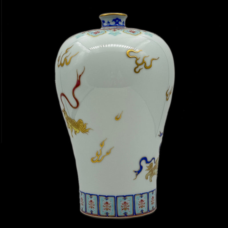 Imperial Gilt Kylin Meiping from the Yongzheng Period, Qing Dynasty|清雍正御製鎏金麒麟紋梅瓶・珍藏