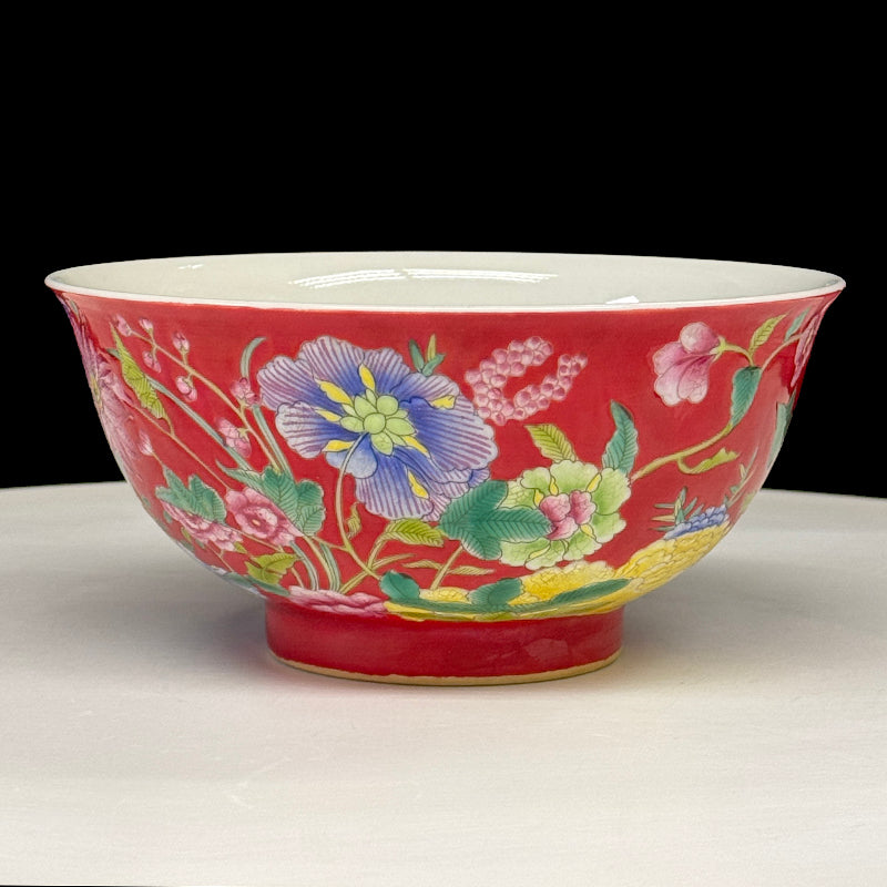 Qing Dynasty Kangxi Enameled Bowl with Flower Motif|清康熙琺瑯彩花紋碗・珍藏
