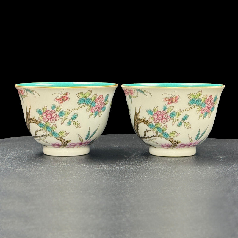 Imperial Qianlong Turquoise-Ground Enamelled Floral Cup with Gilded Rim|清乾隆御製綠松釉描金口琺瑯彩繪花杯・珍藏