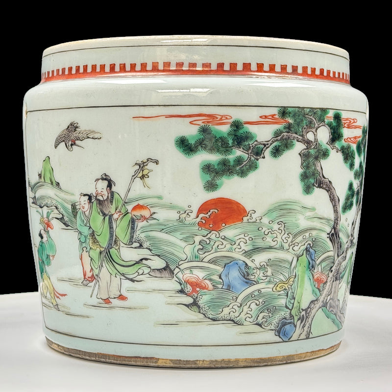 Kangxi Period Wucai Jar with Pierced Lug Handles for Cord Suspension – Without Cover|清康熙五彩無蓋罐|有孔繩携雙耳設計・珍藏