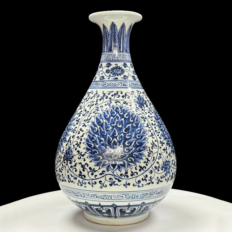 Yongle Period Blue and White Yuhuchunping with Intertwined Lotus Scrolls|明永樂青花纏枝蓮紋玉壺春瓶・珍藏