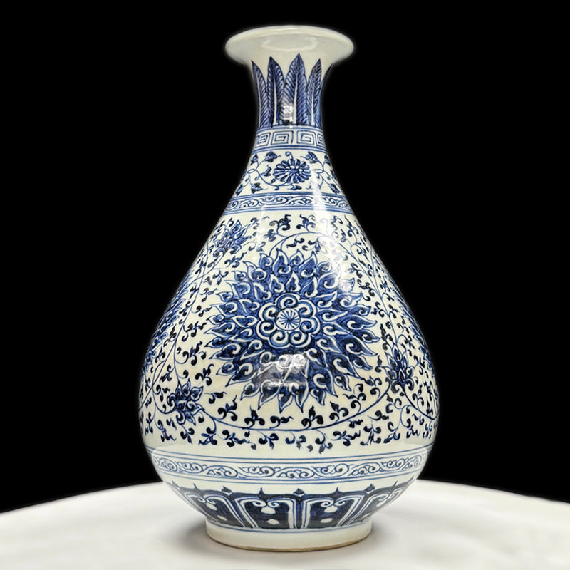 Yongle Period Blue and White Yuhuchunping with Intertwined Lotus Scrolls|明永樂青花纏枝蓮紋玉壺春瓶・珍藏