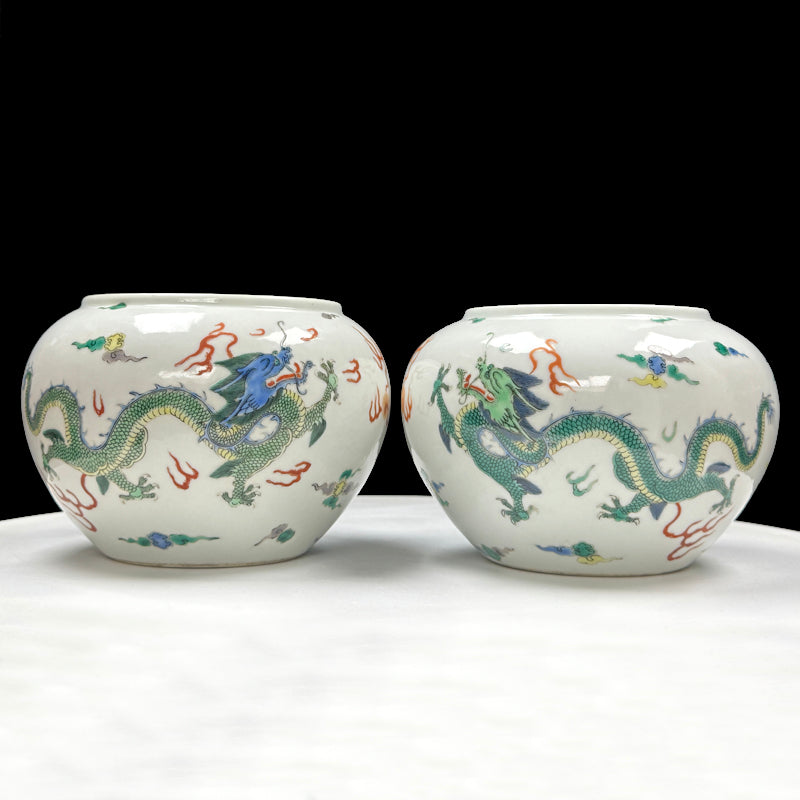 Kangxi Period Wucai Jar with Imperial Dragon Design|清康熙五彩龍紋罐・珍藏