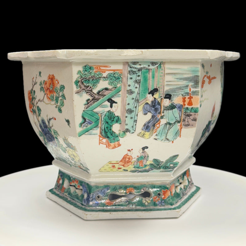 Kangxi Period Wucai Hexagonal Basin with Figural Scenes|清康熙五彩六方人物盆・珍藏