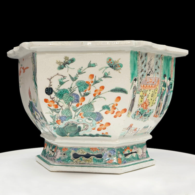 Kangxi Period Wucai Hexagonal Basin with Figural Scenes|清康熙五彩六方人物盆・珍藏