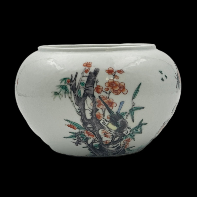 Qing Dynasty Guangxu Wucai Brush Washer with Bird-and-Flower Design|清朝光緒五彩花鳥紋筆洗