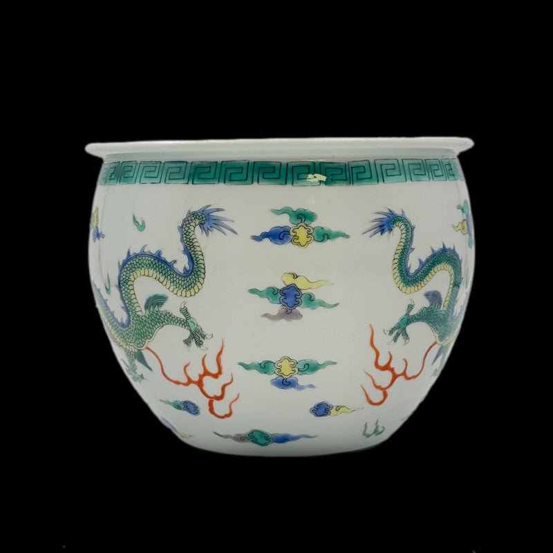 Kangxi Period Wucai Jar with Dragon Design|清康熙五彩龍紋細缸・珍藏