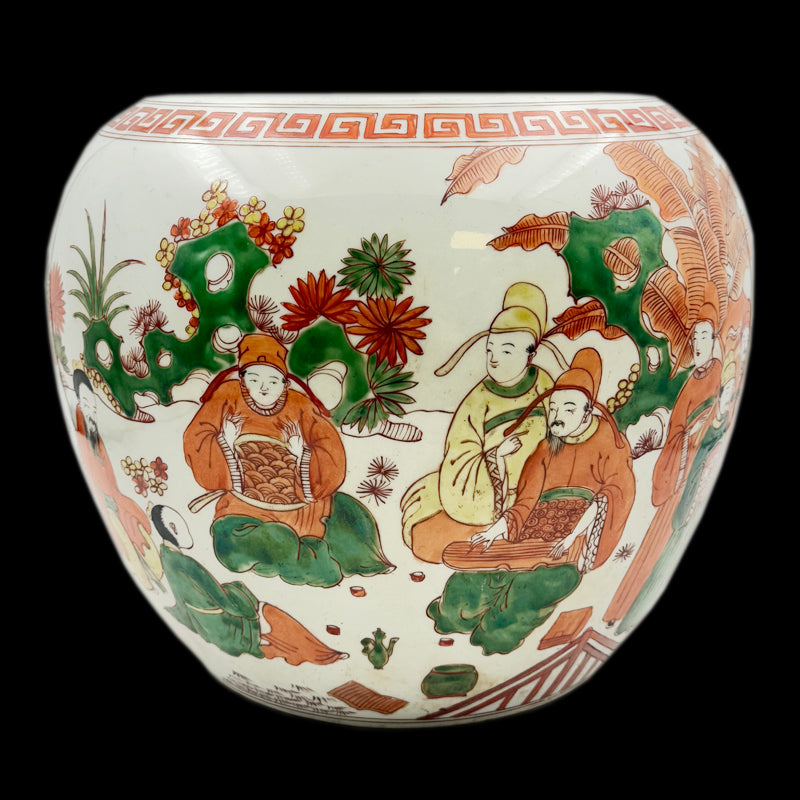 Qing Dynasty Kangxi Wucai Miniature Jar with Chess-Playing Scene|清朝康熙五彩下棋圖小缸・珍藏