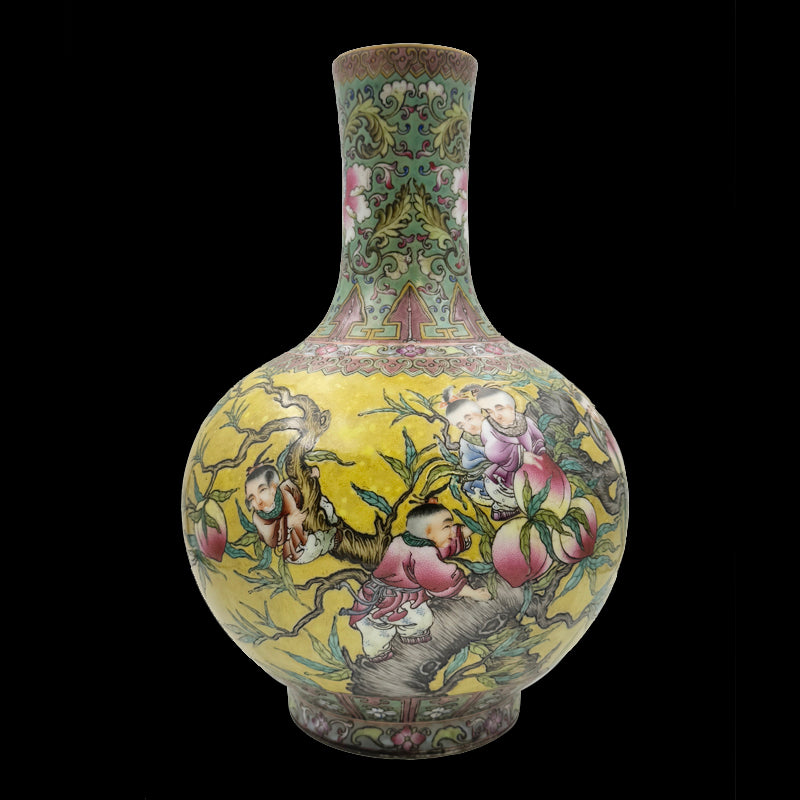 Qing Dynasty Tongzhi Tianqiuping Vase with “Dayazhai” Inscription and Longevity Symbols|清朝同治大雅齋福壽延年天球瓶・珍藏