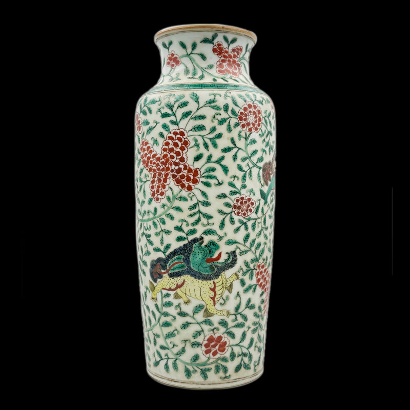 Qing Dynasty Kangxi Wucai Vase with Qilin Motif|清朝康熙五彩麒麟紋瓶・珍藏