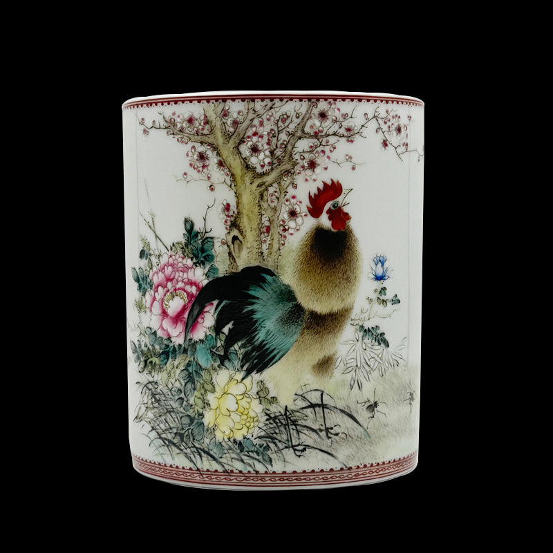 Republic Period Famille-Rose Brush Pot with Rooster and Floral Design|民國粉彩公雞花卉紋筆筒・珍藏