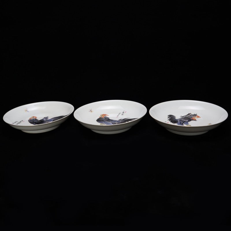 Qing Yongzheng Guyuexuan Famille-Rose Display Dish with 