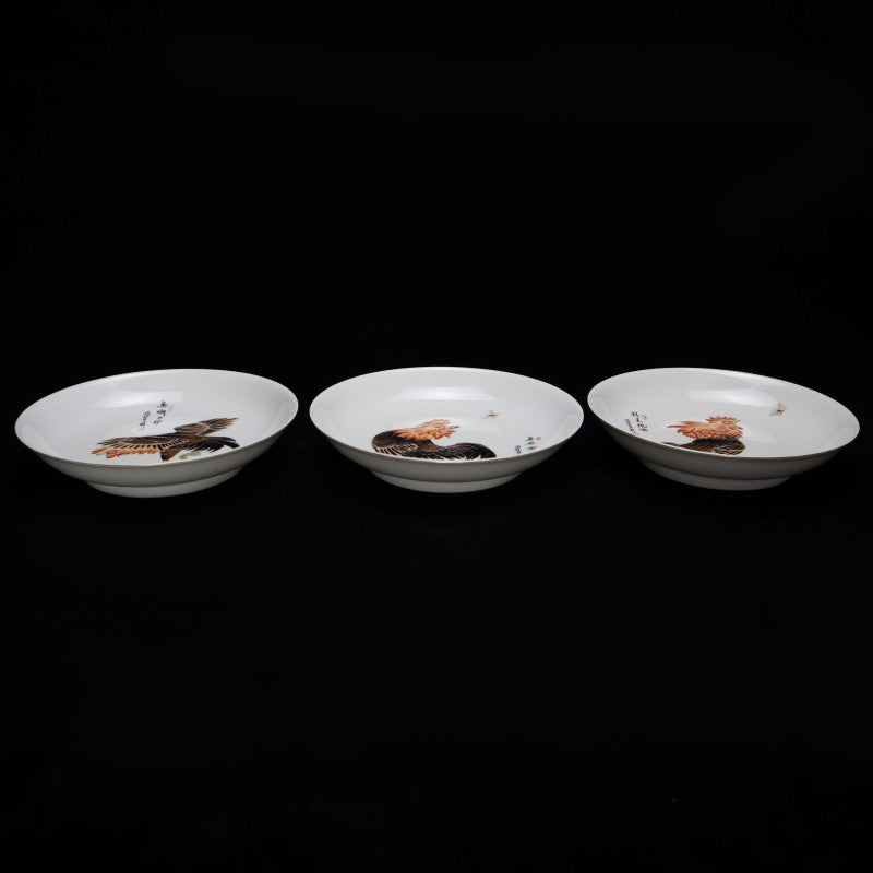 Qing Yongzheng Guyuexuan Famille-Rose Display Dish with 