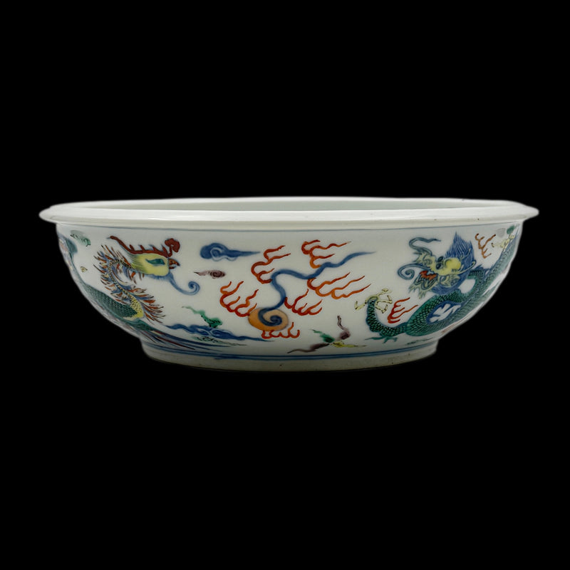Qing Dynasty Wucai Plate with Dragon and Phoenix Motif, Yongzheng Reign｜清雍正五彩龍鳳紋盤・珍藏