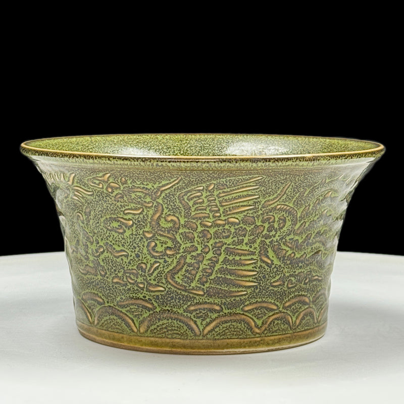 Yongle Period Green-Glazed Bowl with Incised Dragon and Phoenix Design｜明永樂綠釉暗刻龍鳳紋碗・珍藏